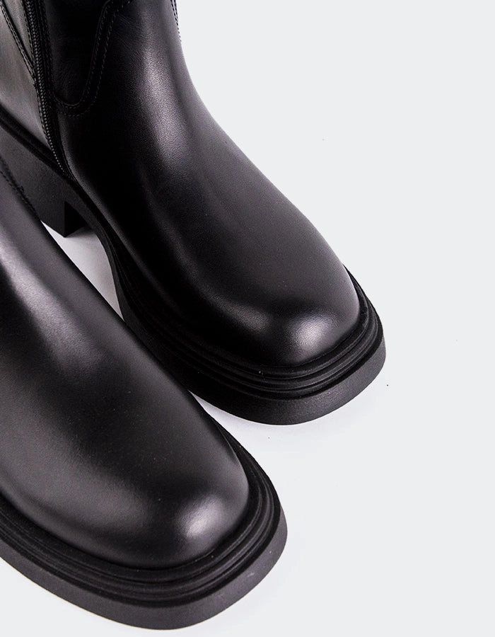 Standard Mid Chelsea Waterproof Boot Rosemre Black Leather