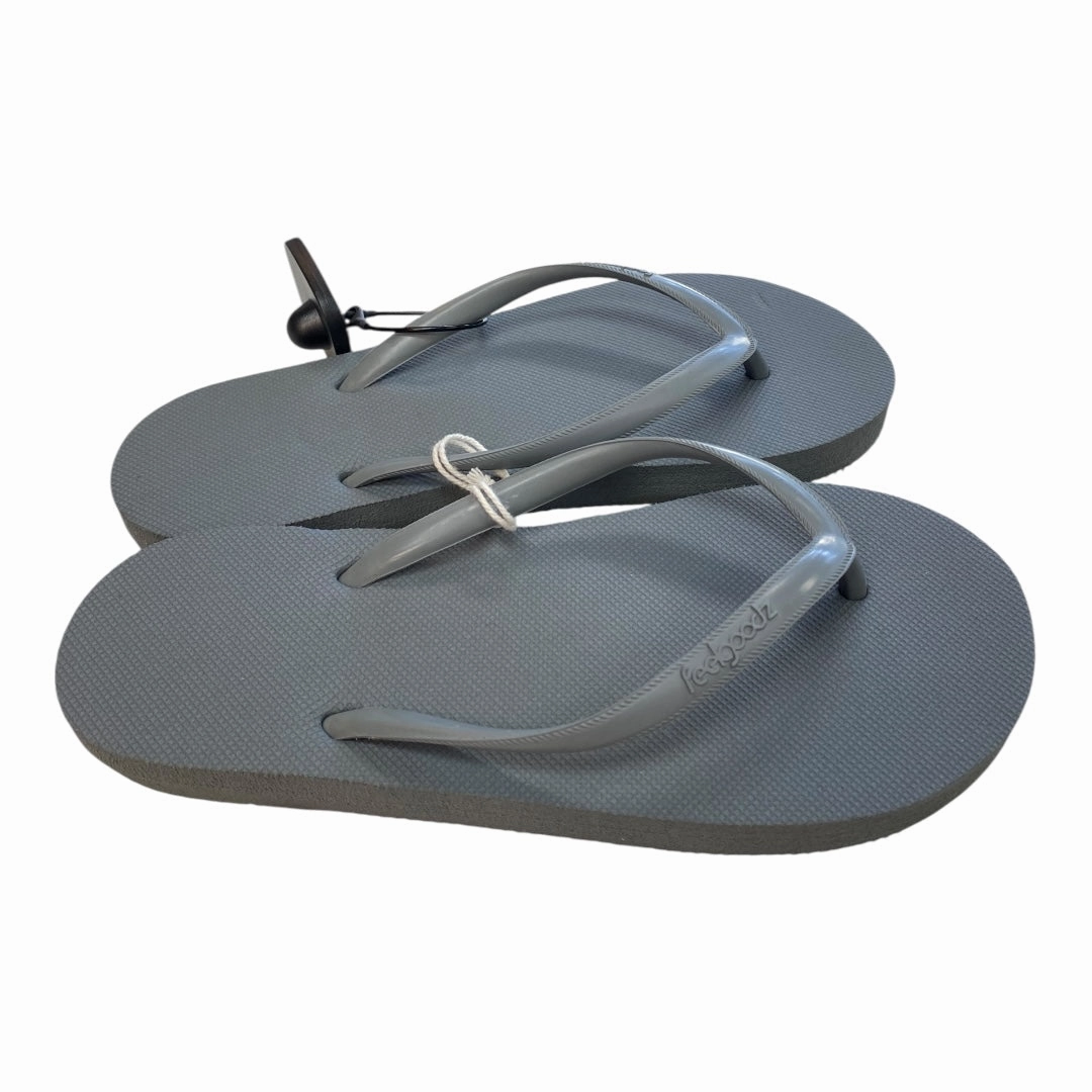 Beige Flip Flops Sandals Flip Flops By Clothes Mentor In Grey, Size:6