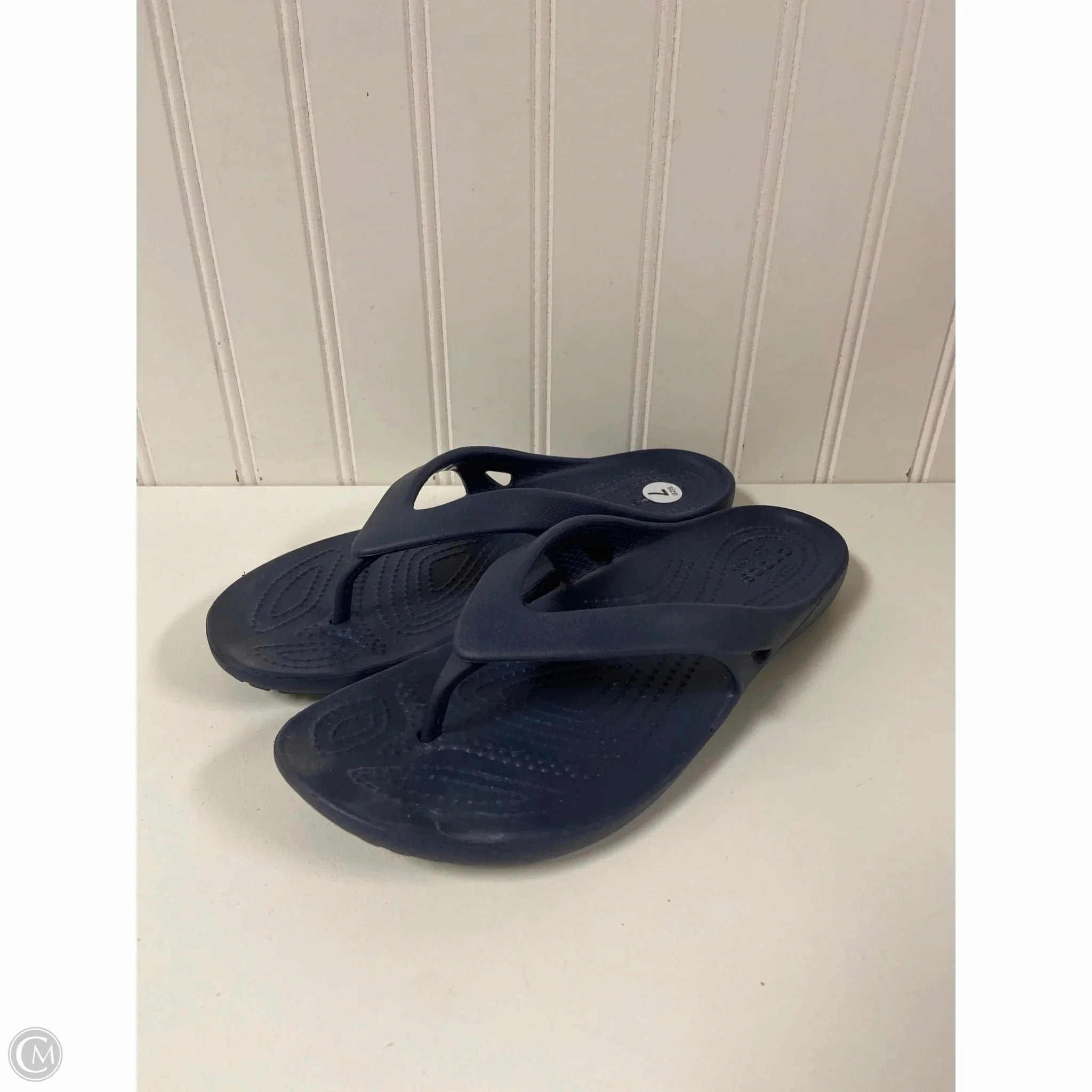 Sandals Flip Flops By Crocs In Navy, Size: 7 Sole Threads Flip Flops