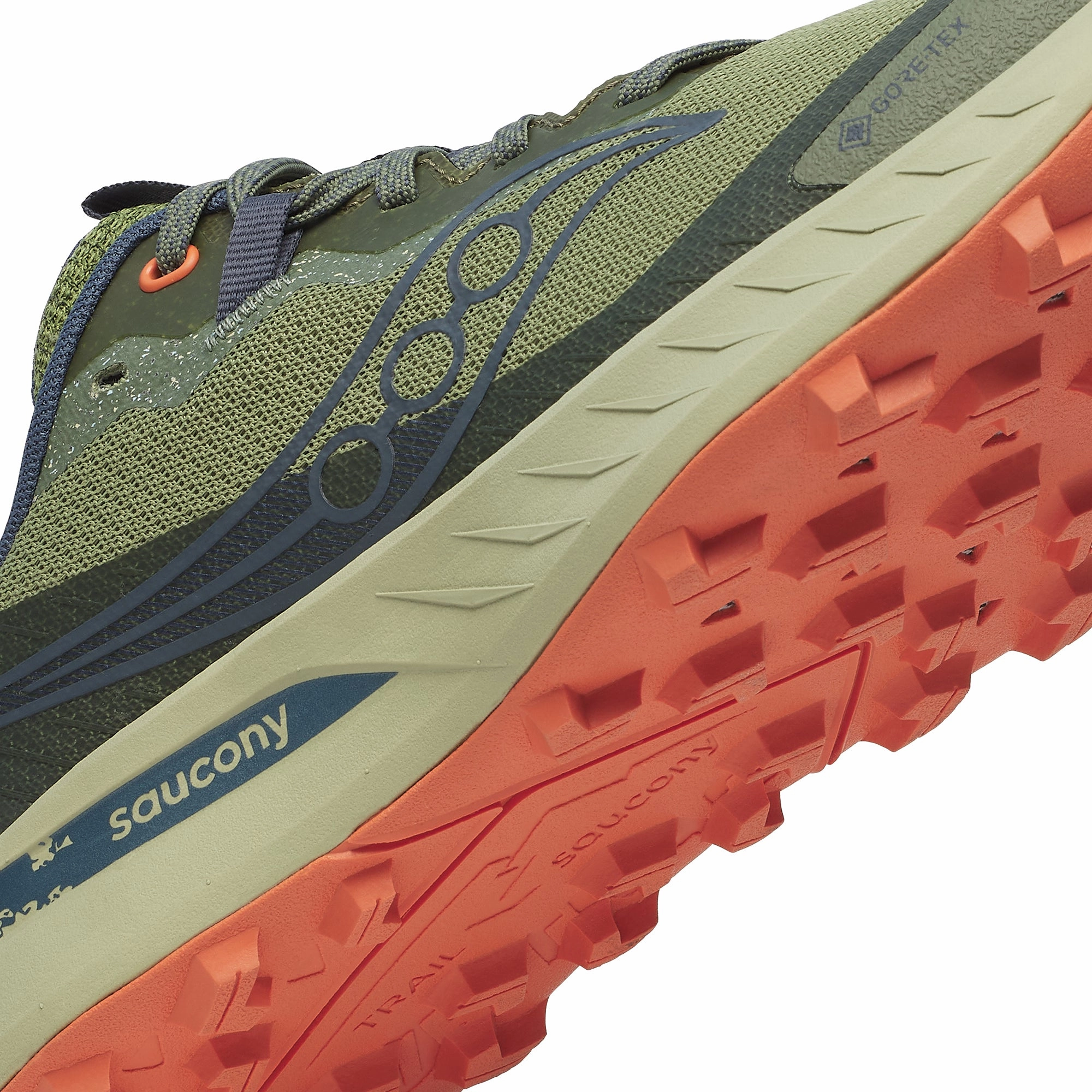 Trail Shoes With Cushioning Saucony Peregrine 15 GORE-TEX Womens Trail Running Shoes - Green