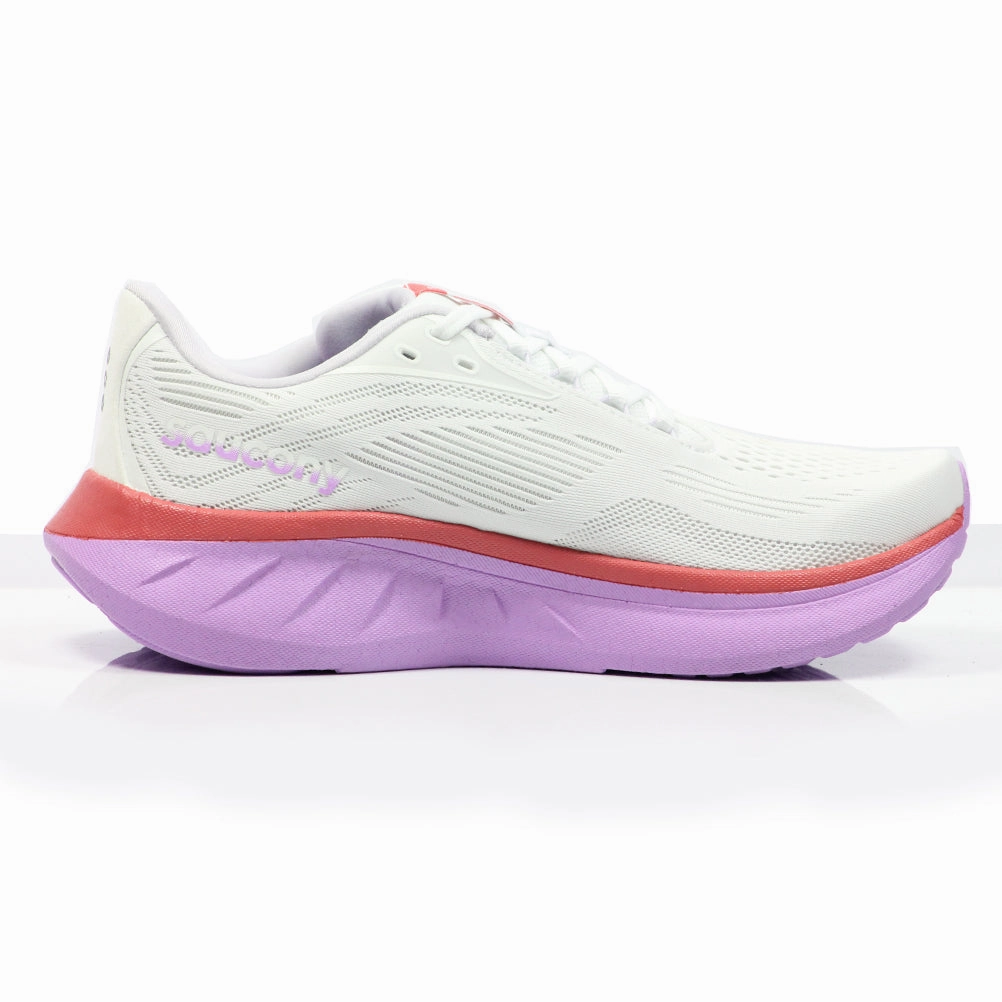 Saucony Ride 18 Women's Running Shoe - White/Coral Ua Bandit Trail 3 Running Shoes