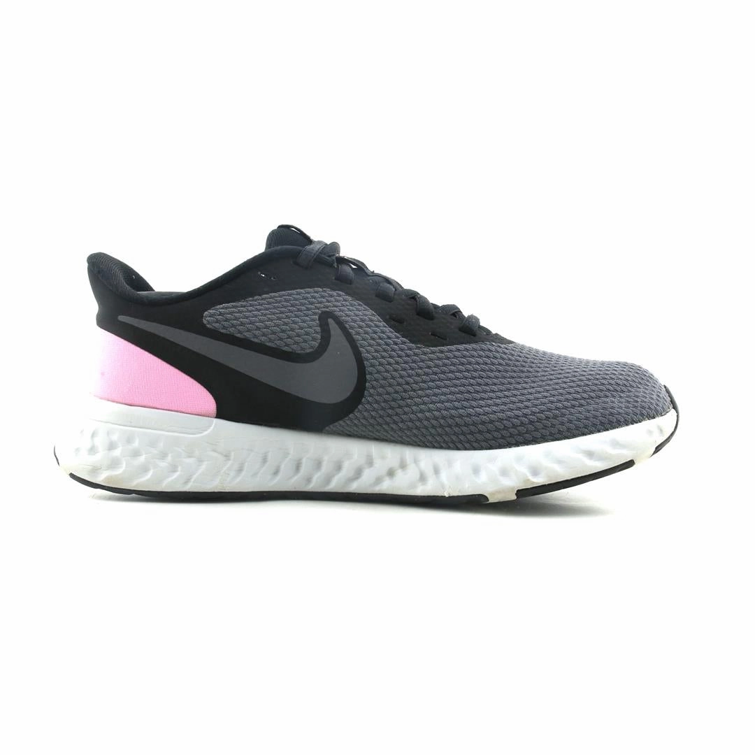 NIKE REVOLUTION 5 Paige Bueckers Nike Shoes