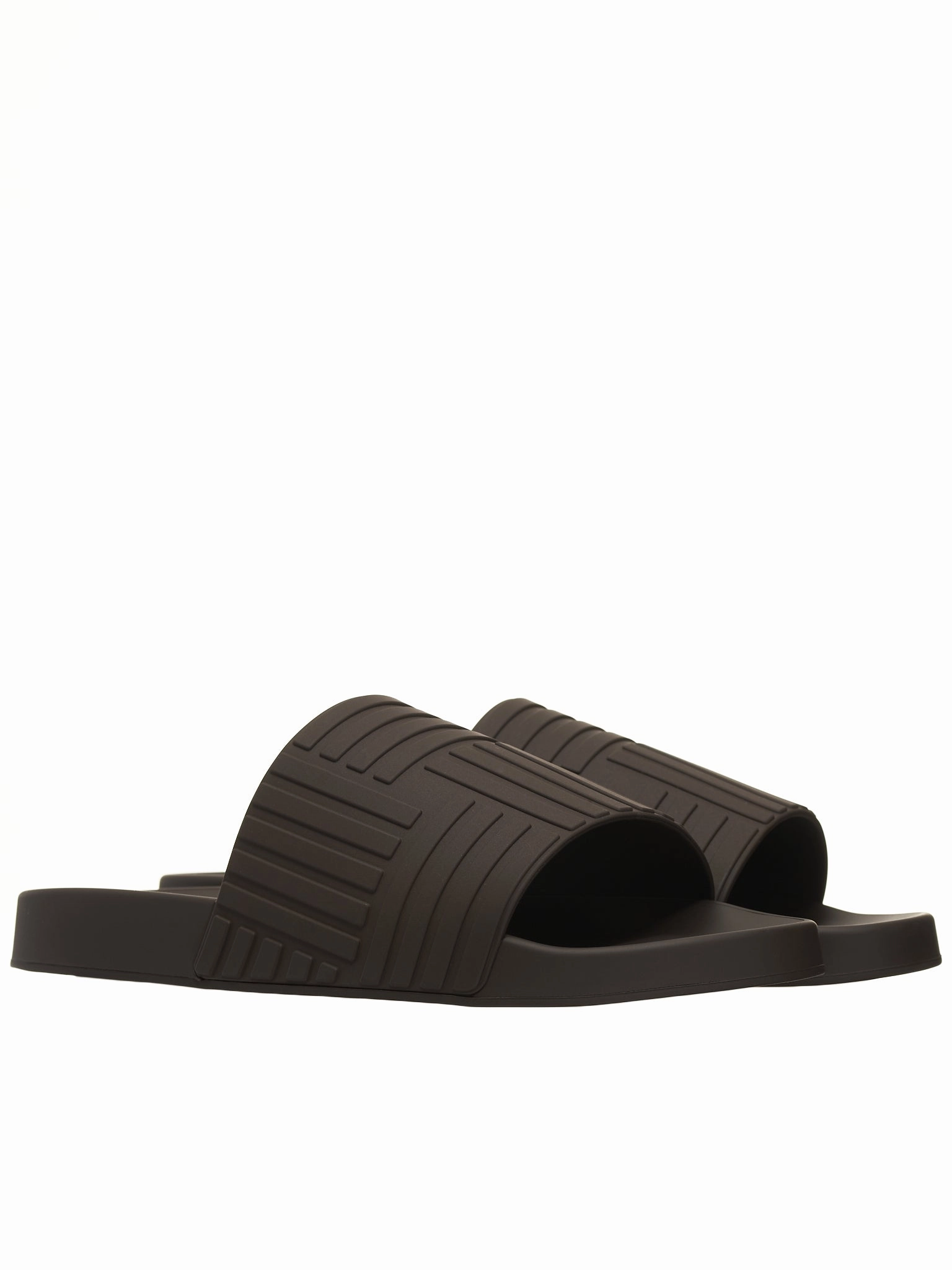 Sandals Wide Sizes Slider (690105V1O60-2113-FONDANT)