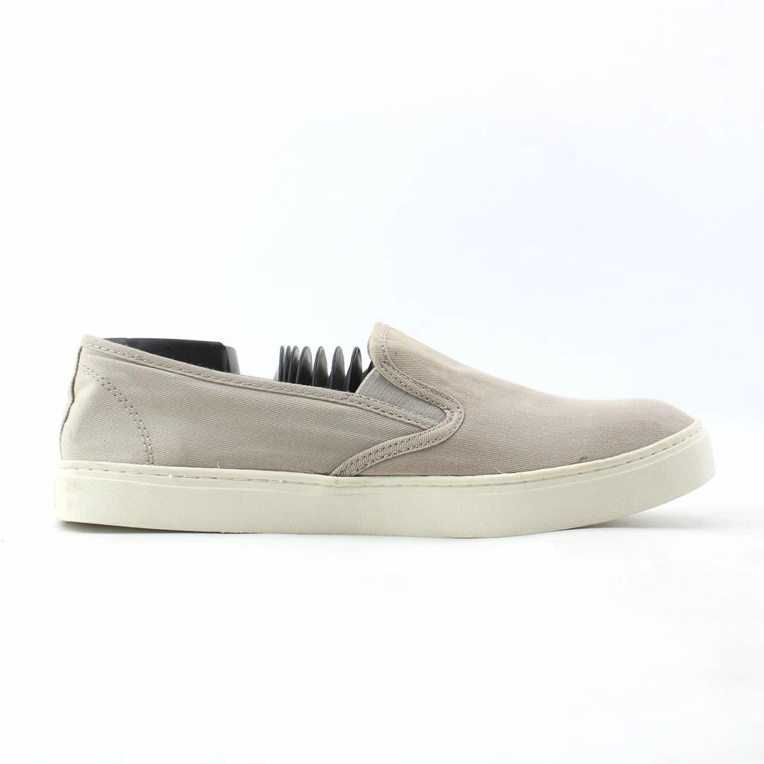 Woven Slip On OLD NAVY .