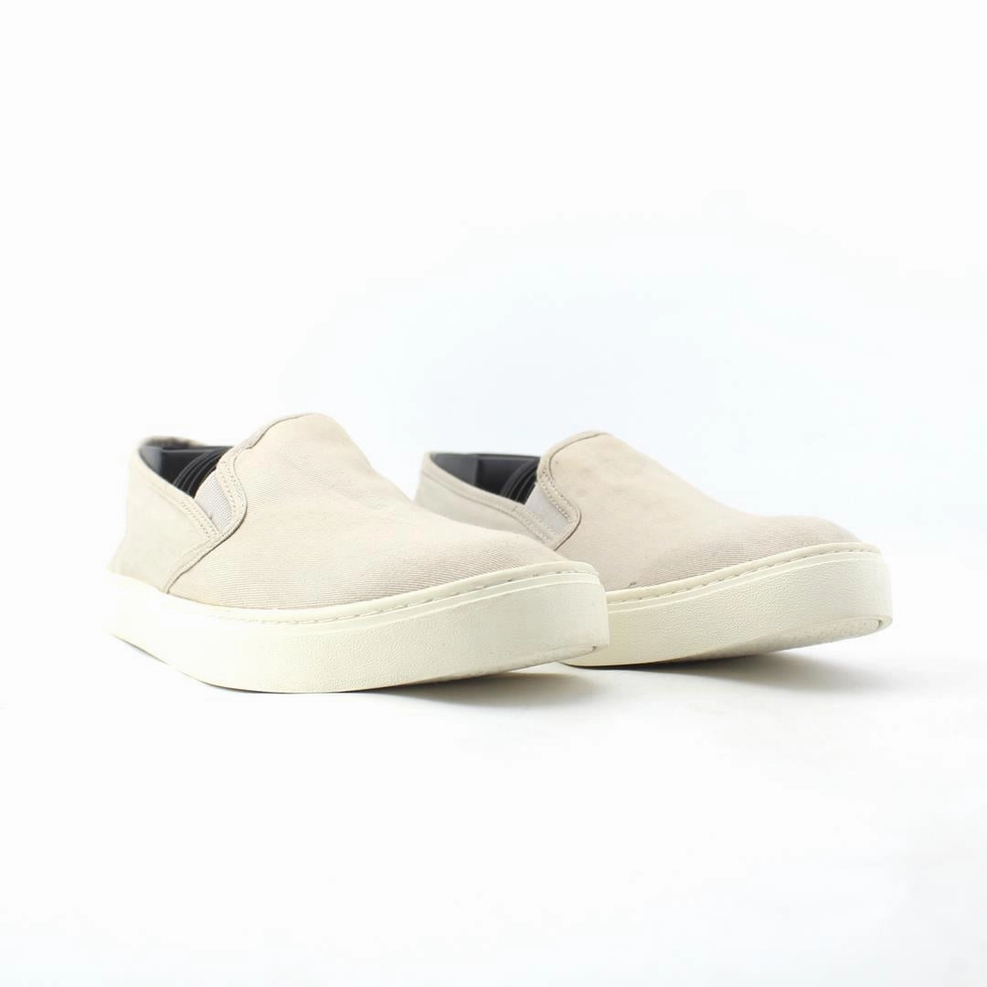 Slip On Skull OLD NAVY .