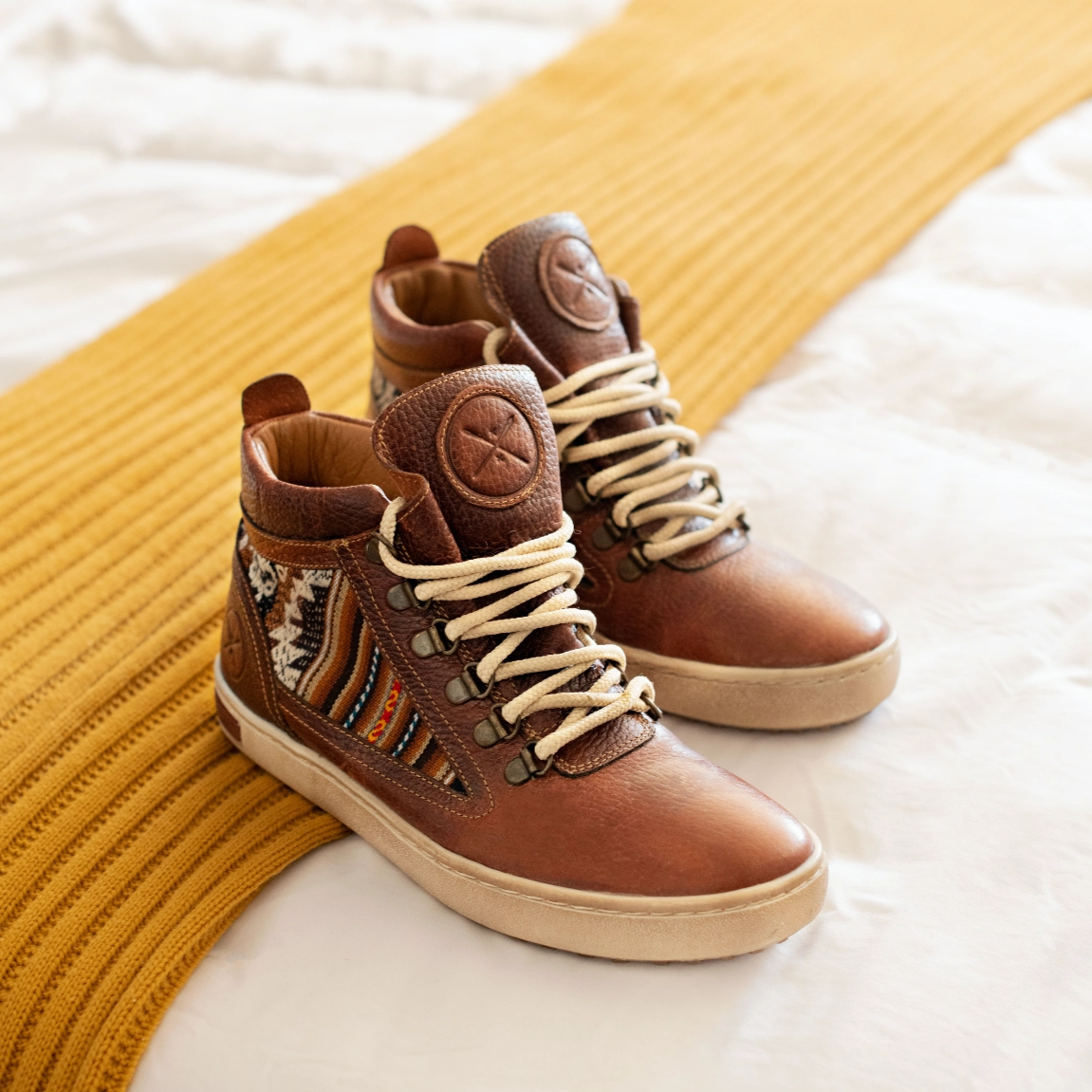 Best Hiking Boots 2025 Brown Leather Camping Boot