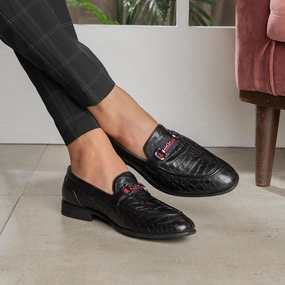 The Sweden Black Men's Leather Loafers Tresmode Marten Tassel Loafers