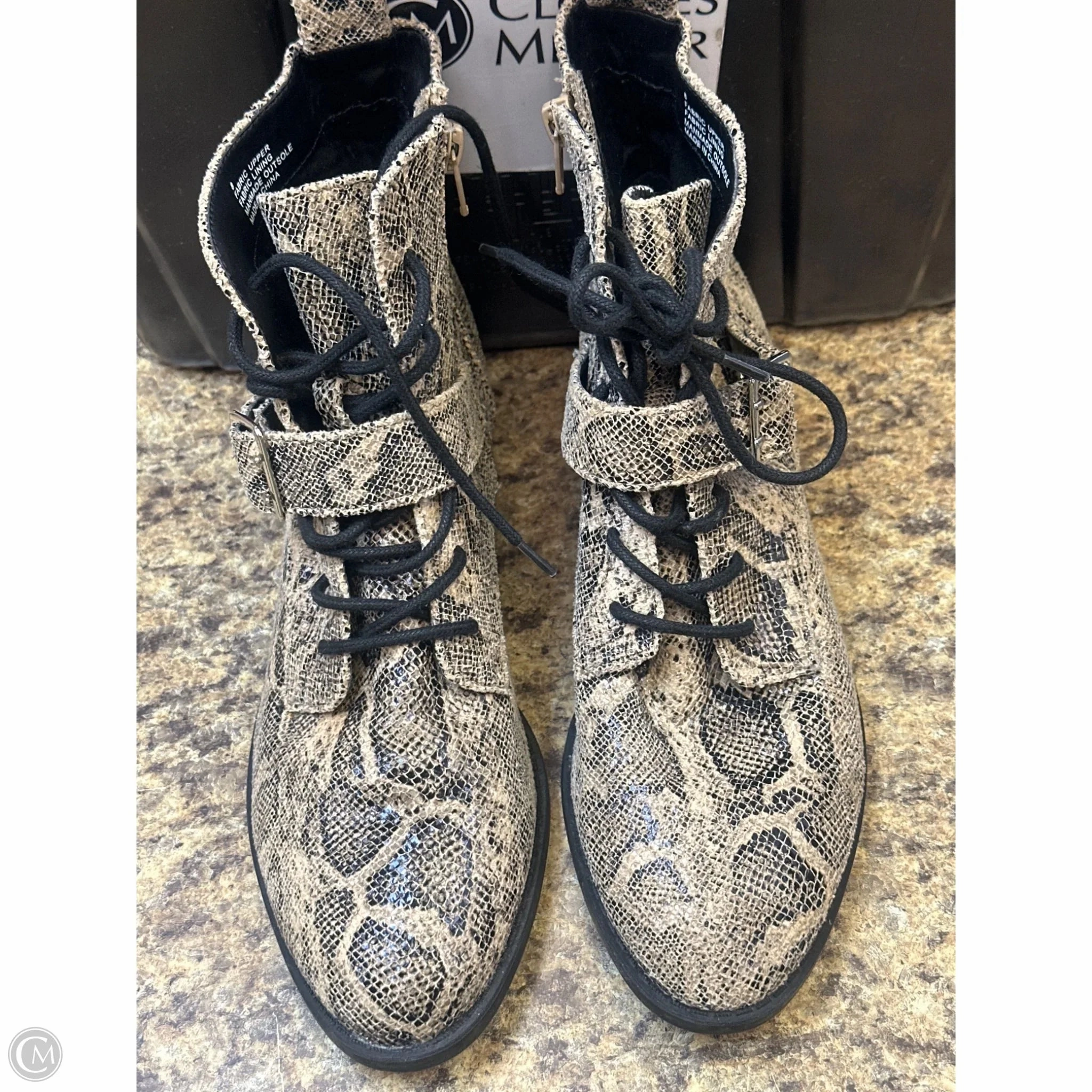 Boots Combat By Express In Snakeskin Print, Size: 8 Amazon Essentials Lace Up Combat Boot