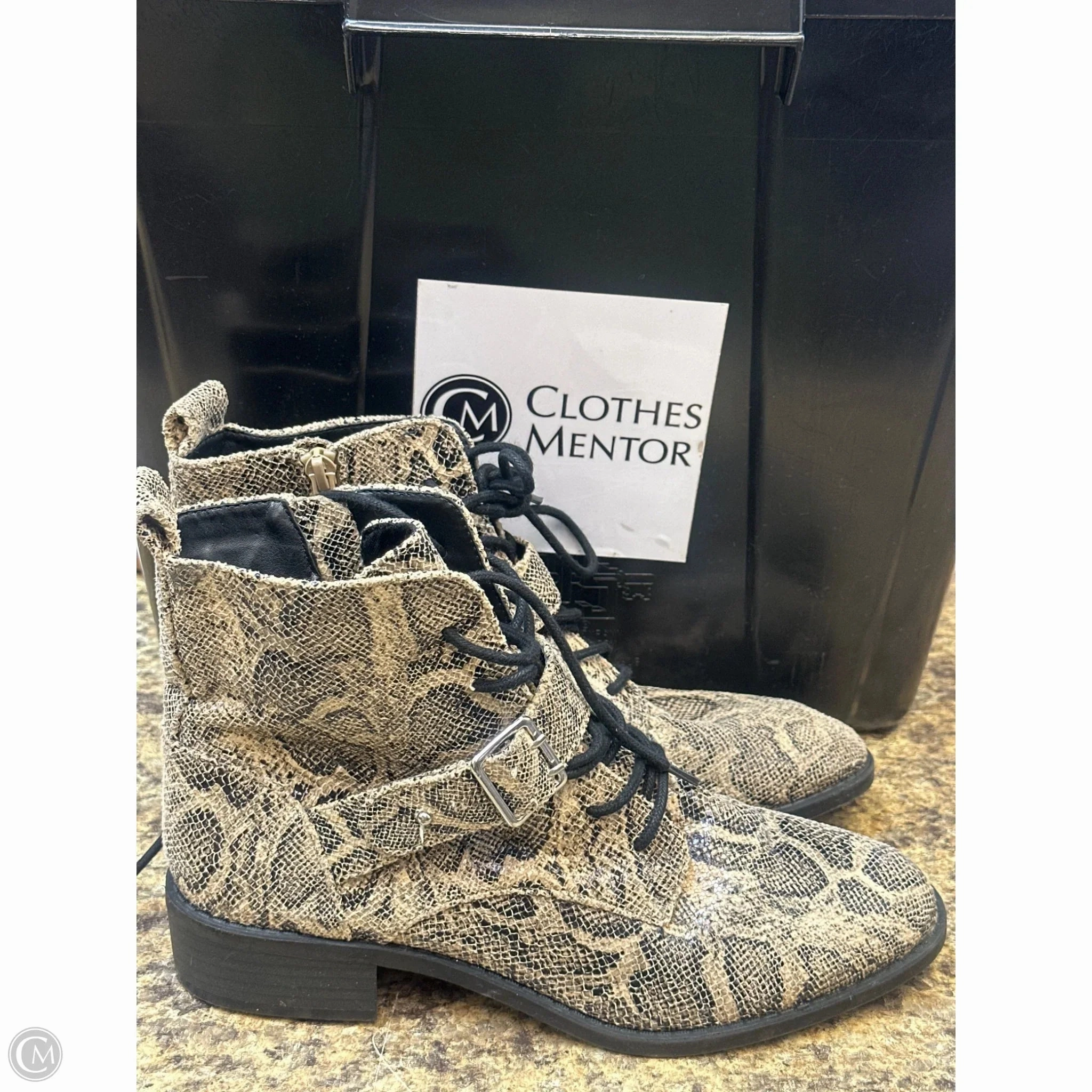 Boots Combat By Express In Snakeskin Print, Size: 8 Streetwear Combat Boots