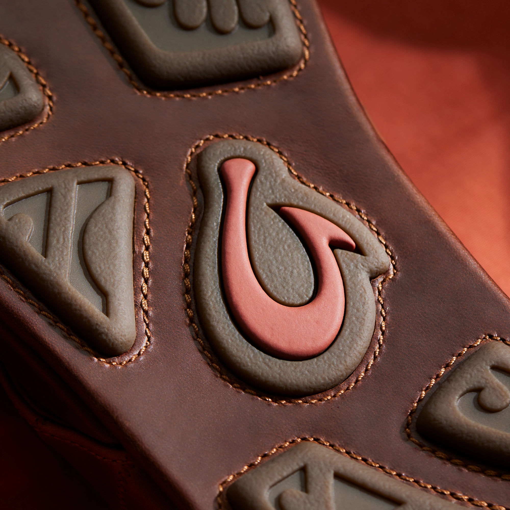 Hklea Paepae - Toffee Smiley Flip Flops