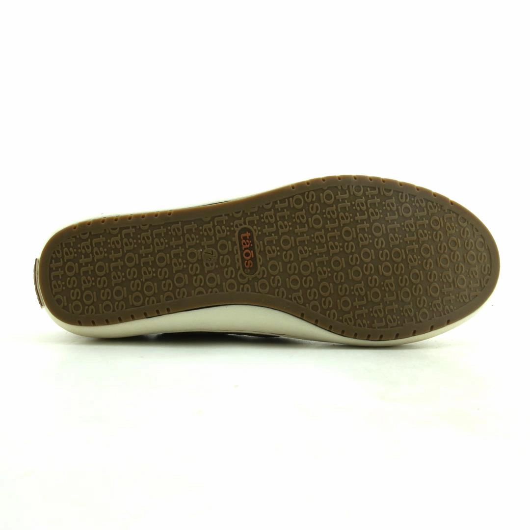 TAOS  . Gbx Slip Shoes