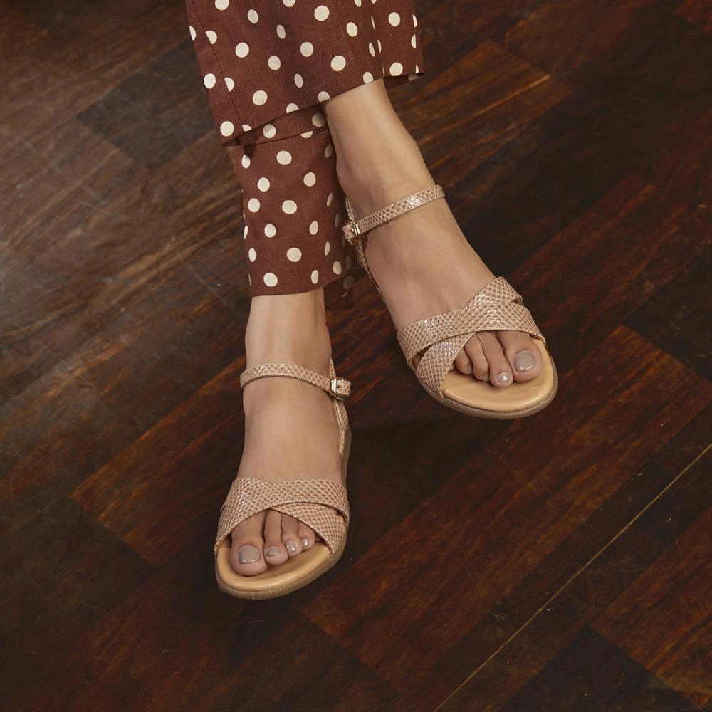 The Abackstrap Beige Women's Casual Flats Tresmode Flat Pointed Bridal Shoes