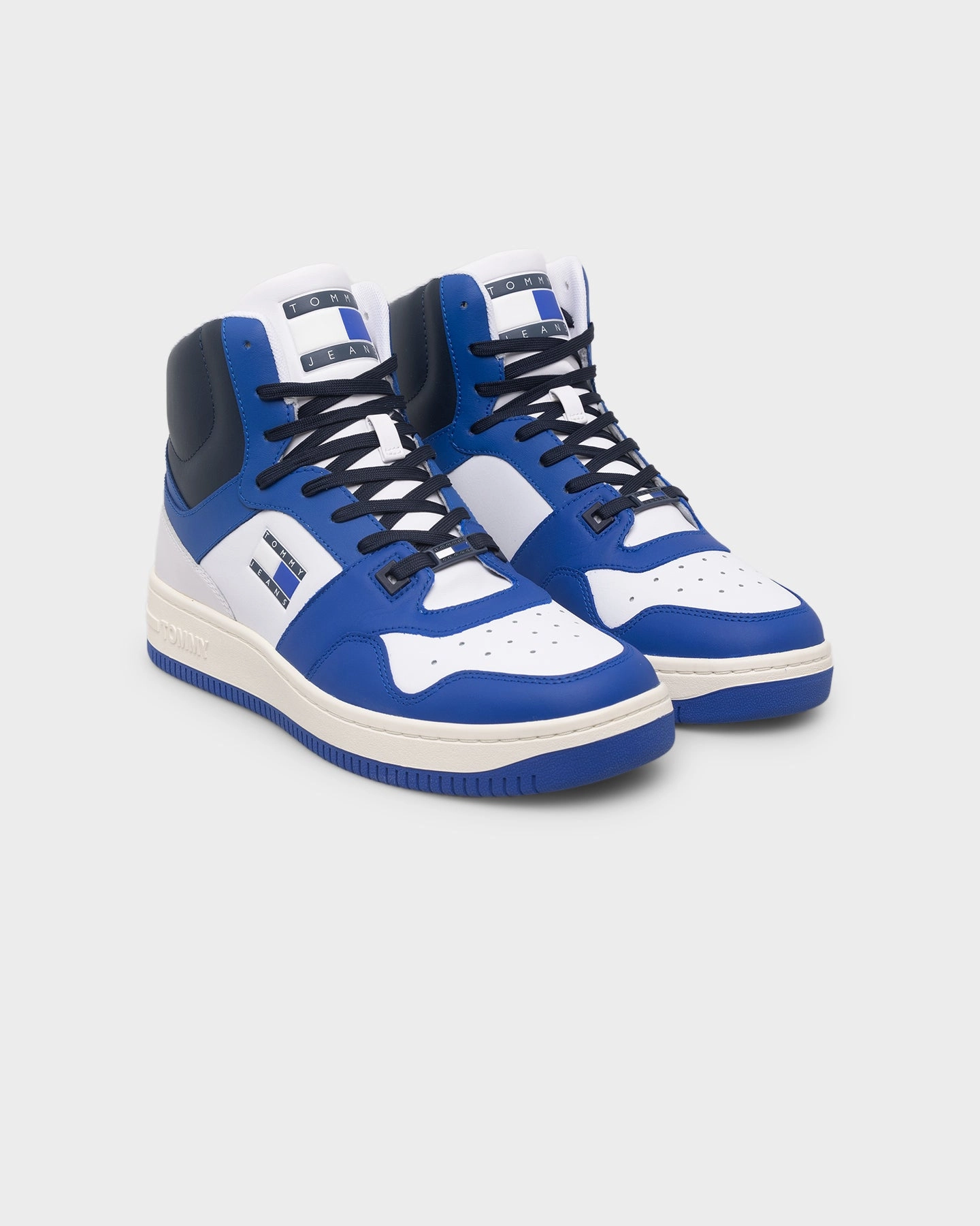 Sabrinas 2 Basketball Shoes Tommy Jeans Mid Cut Basketball Trainers Ultra Blue