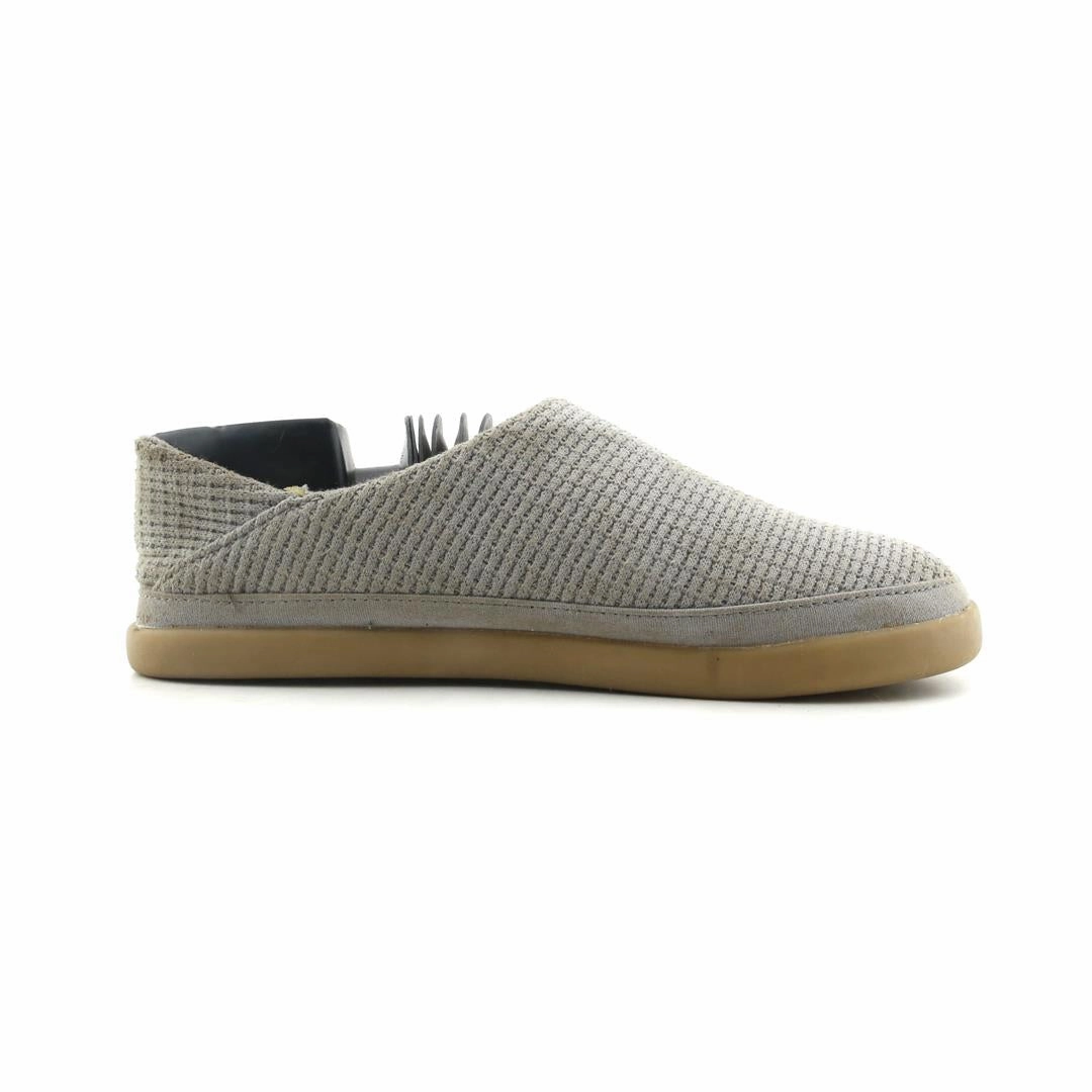 Slip On Sneakers Wide Width Slip-on TOMS EZRA