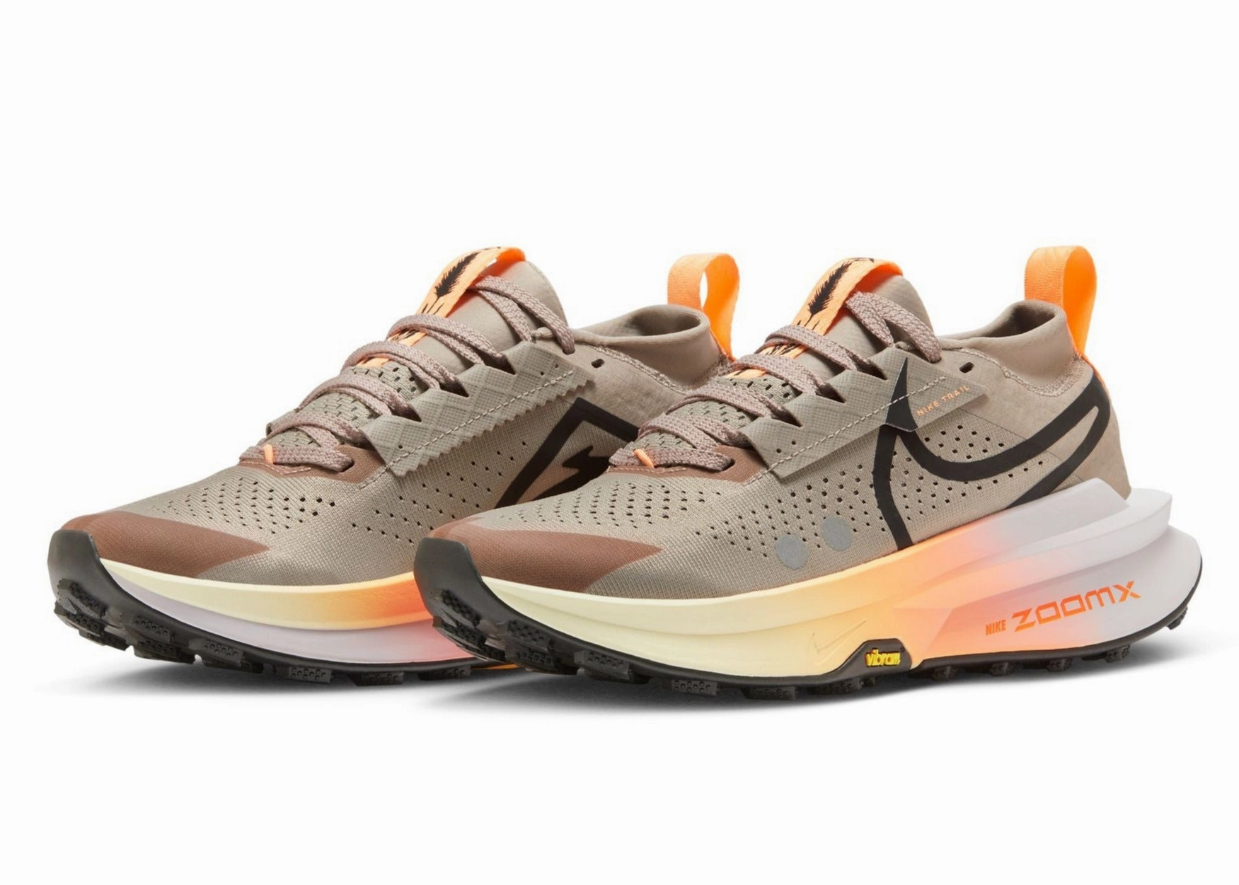 Nike Women's Zegama Trail 2