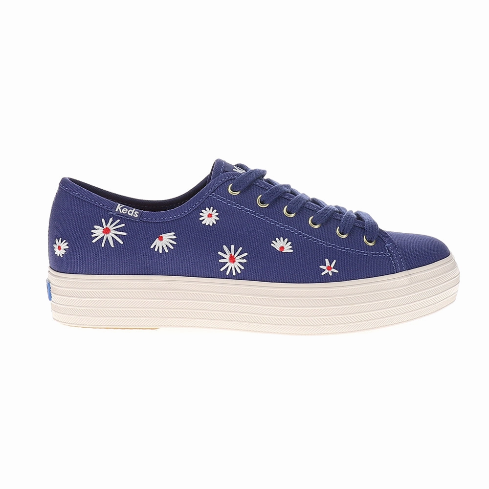 Triple Kick Canvas Daisy Embroidery Lace Up Sneakers Women Floral Tennis Shoes