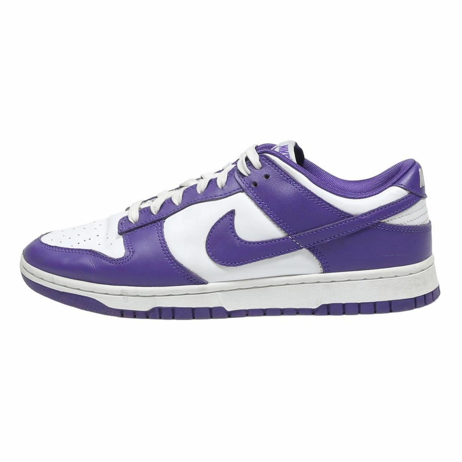 Nike Indoor Soccer Shoe NIKE Dunk Low Mens Sneakers Purple & White Leather UK 8.5 Classic Casual Retro