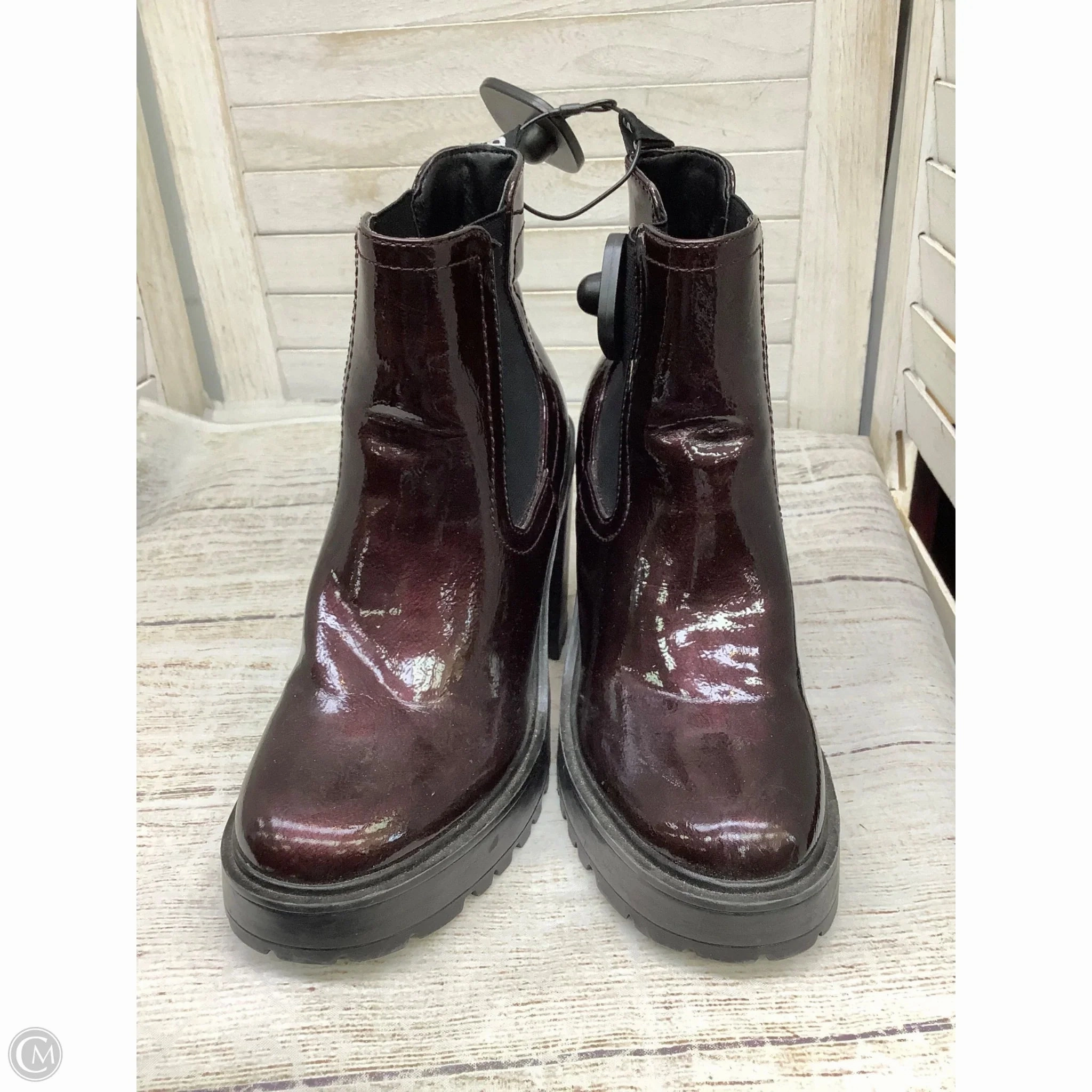Boots Combat By G By Guess In Maroon, Size: 6 Combat Boots And Sweatpants