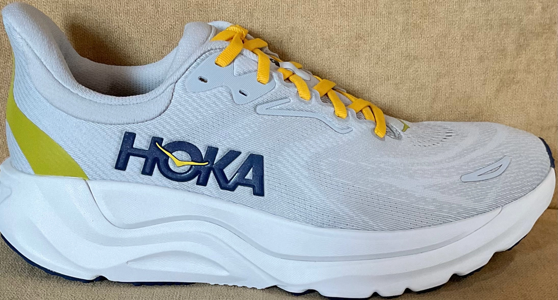 Hoka Men's Arahi 8 Extra Wide
