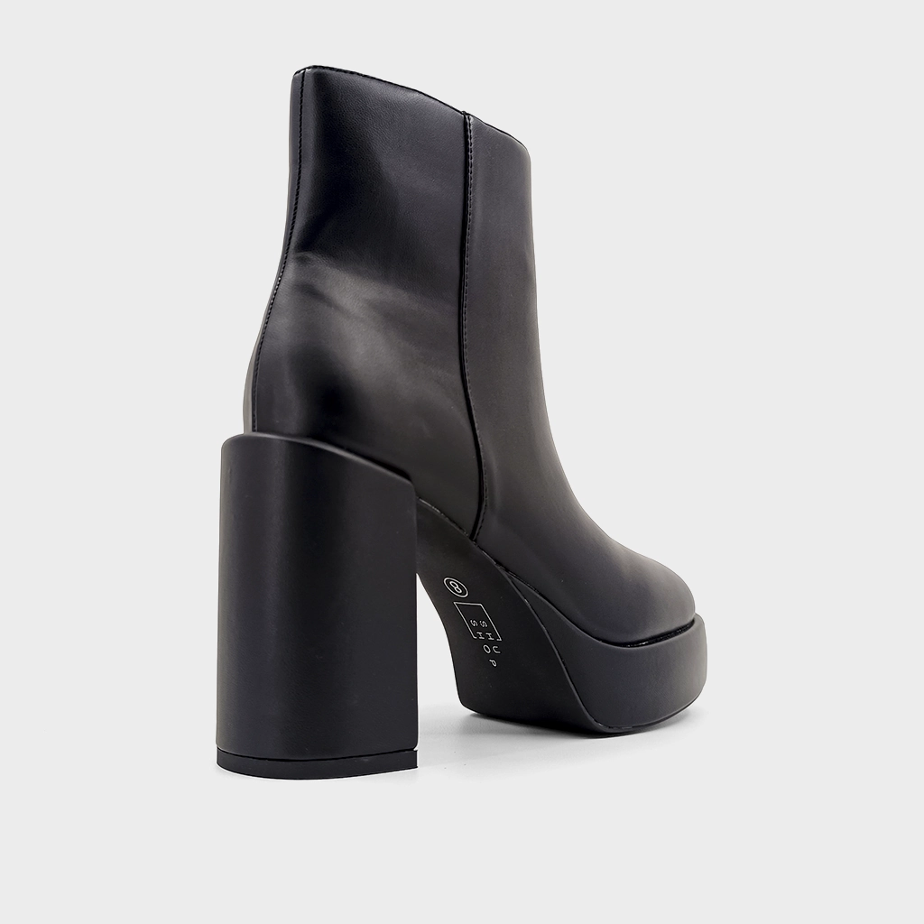VIOLET Female Chelsea Boots