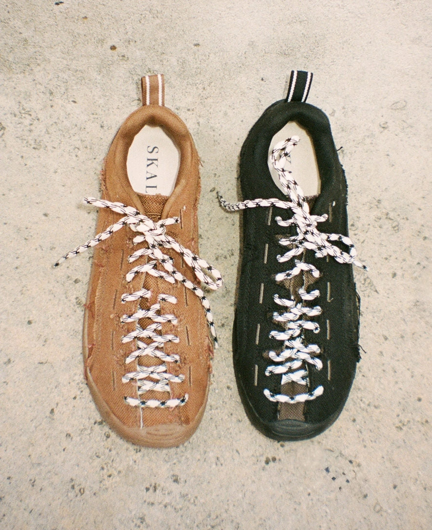 Lost Arrow Climbing Shoes Women's Jasper Split Skall Studio Sneaker  |  Skall Brown