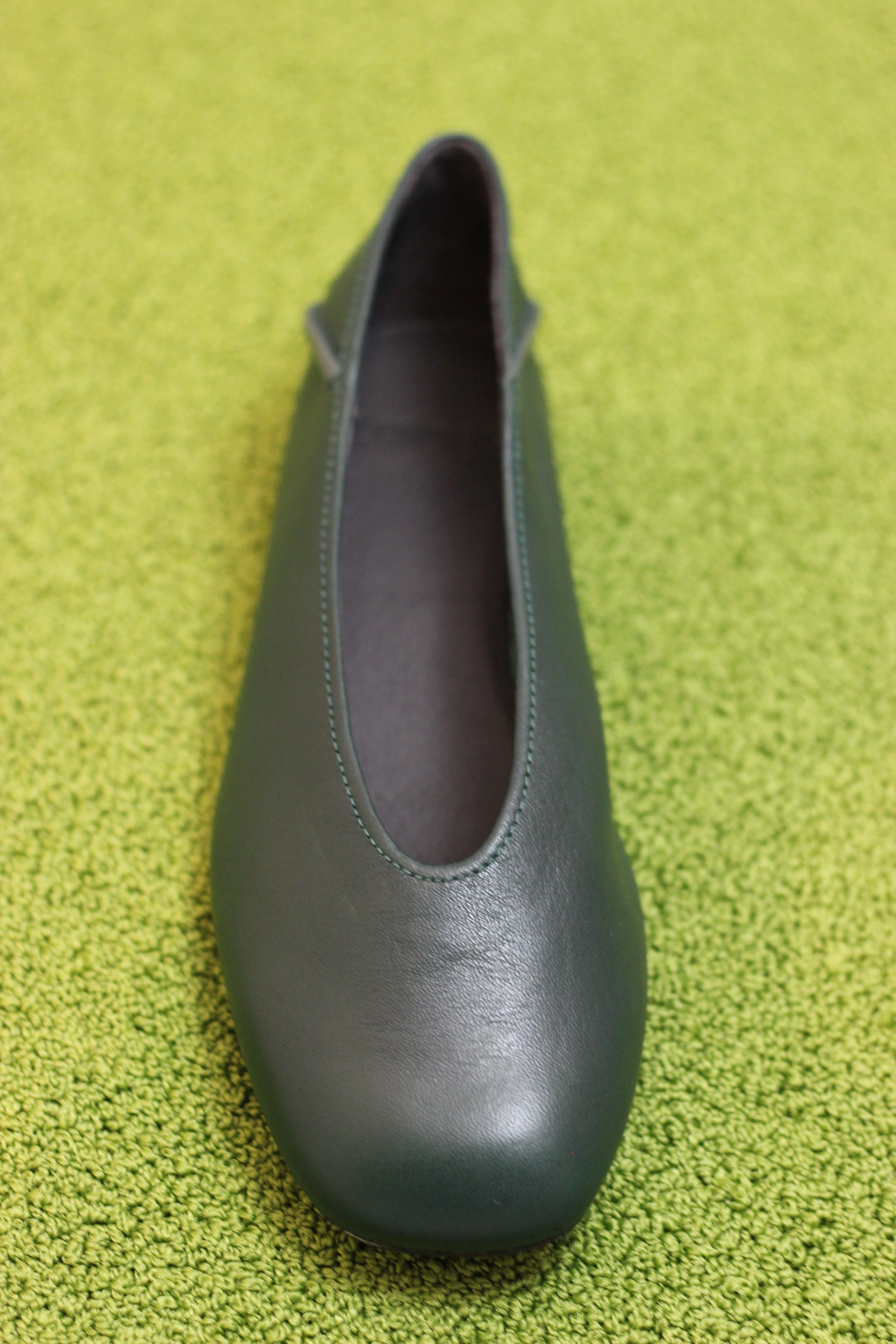 Naturalizer Daphne Slip On Womens Casi Myra Slip On - Arume Green Leather