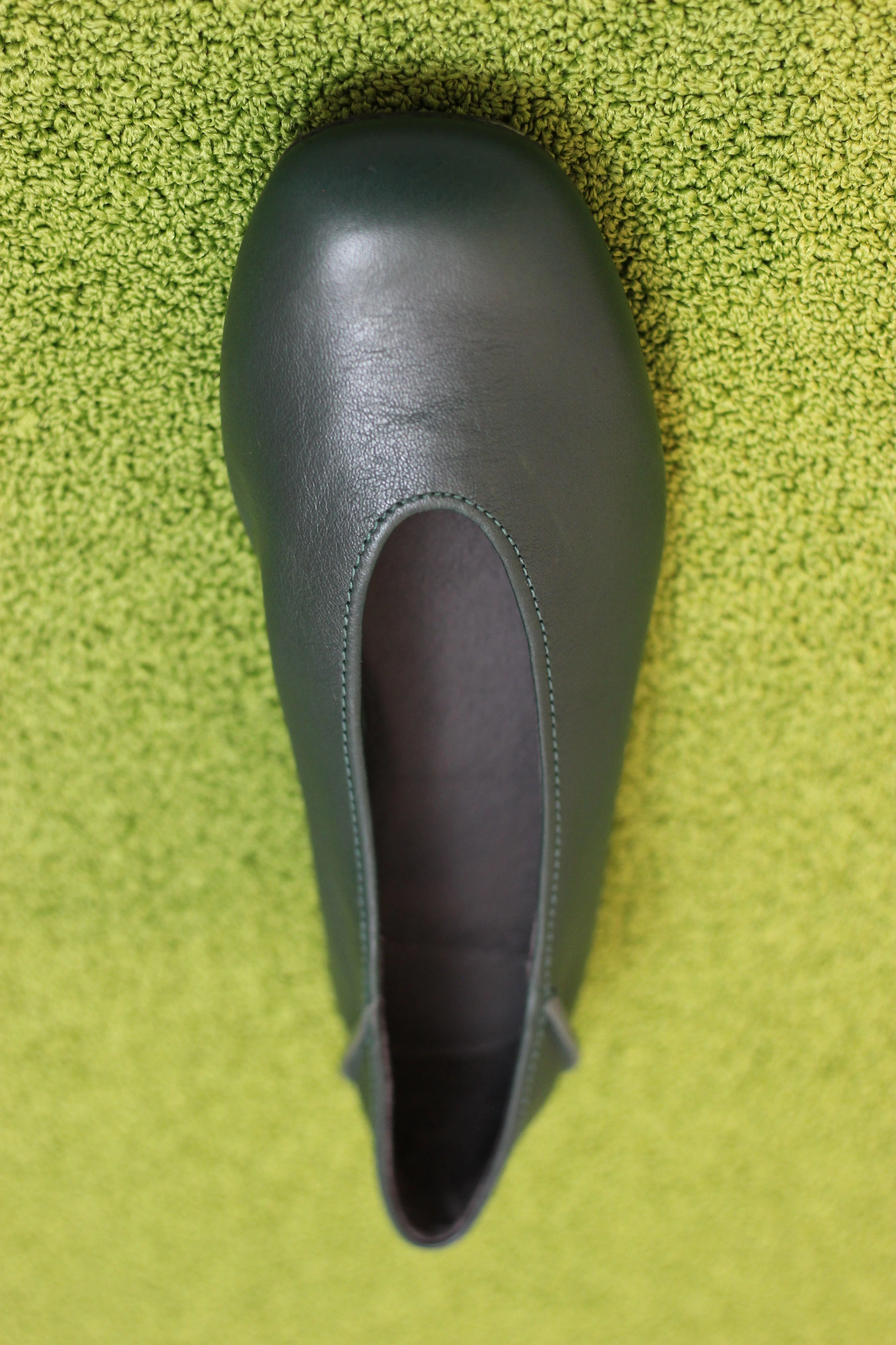 Womens Casi Myra Slip On - Arume Green Leather Slip On Sizing