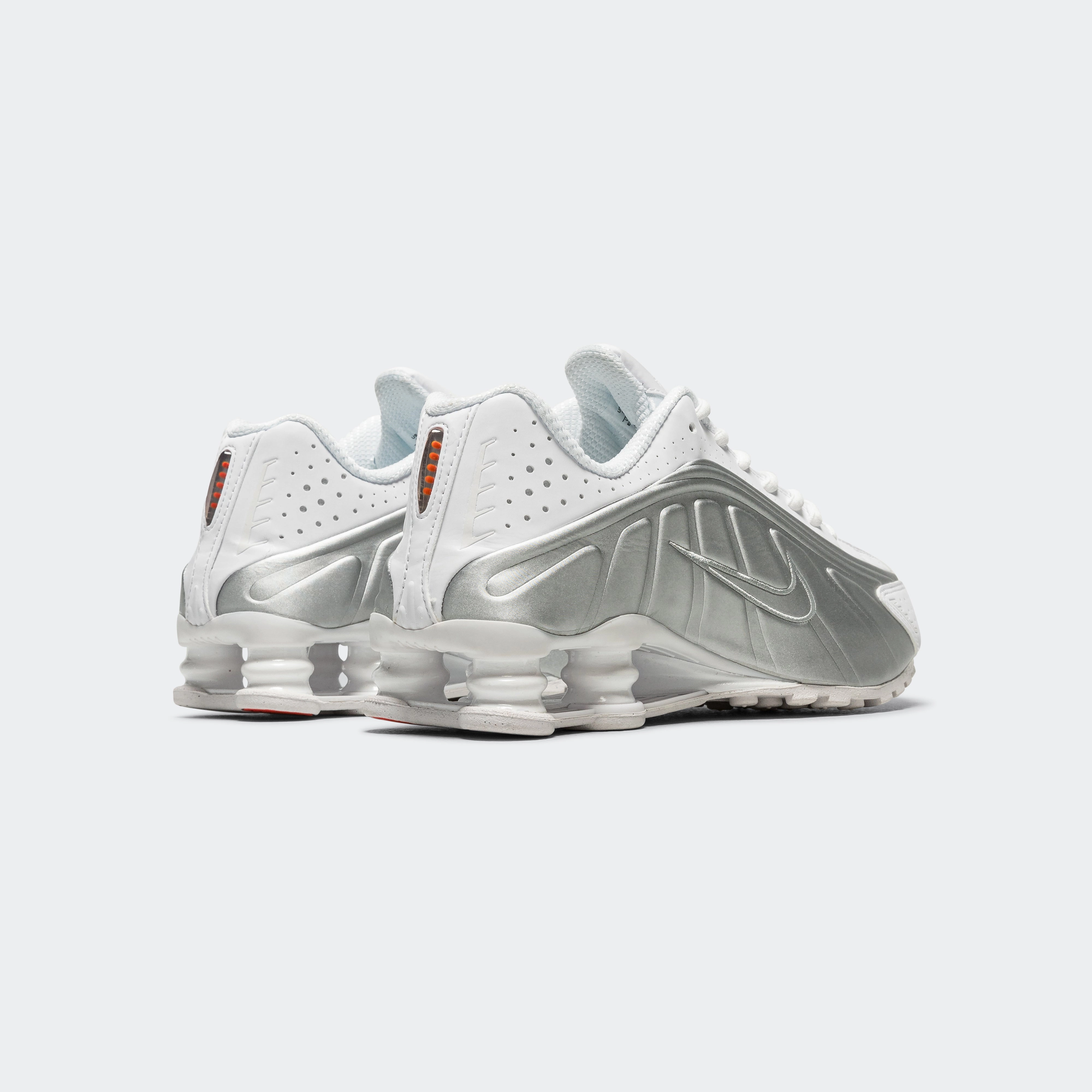 Womens Shox R4 - White/Metallic Silver-Max Orange Nike Court Borough Low Recraft Shoes Sneaker