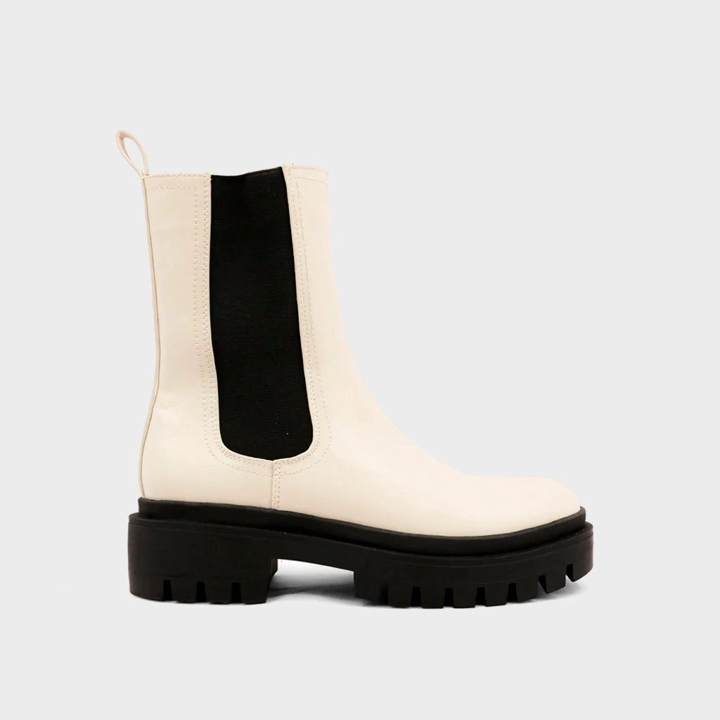 YUSNAN Chelsea Boots With Sweater
